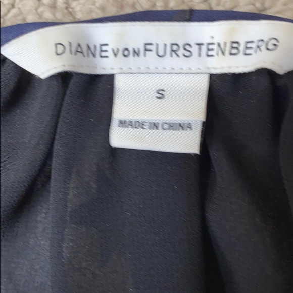 Diane von Furstenberg navy silk peasant blouse - Picture 2 of 13